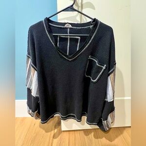 Women's Black and Gray Sweater